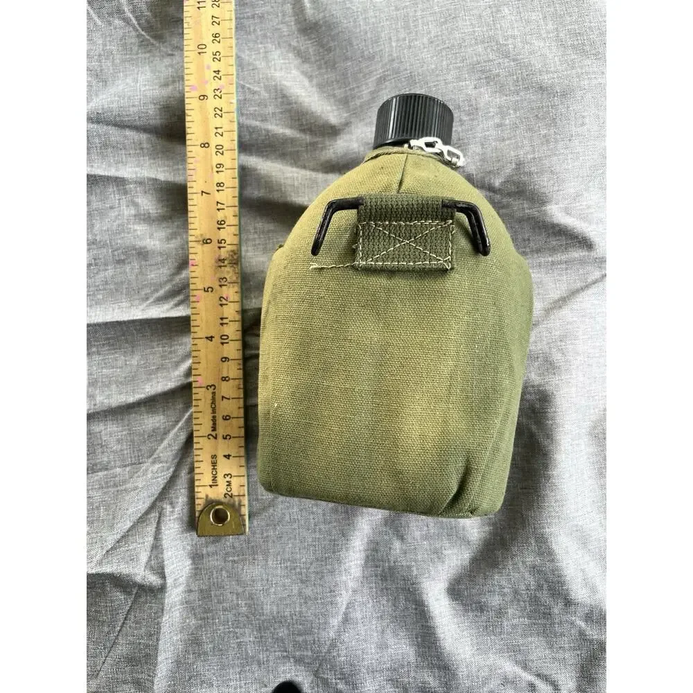 US Military Issue Vietnam Era Army USMC Water Canteen with Green Canvas Pouch U3